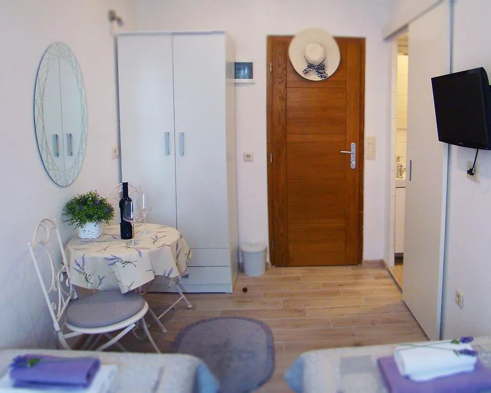 Hoc Loco Split Apartment Croatia